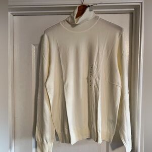 Perry Ellis long sleeve turtleneck size XL